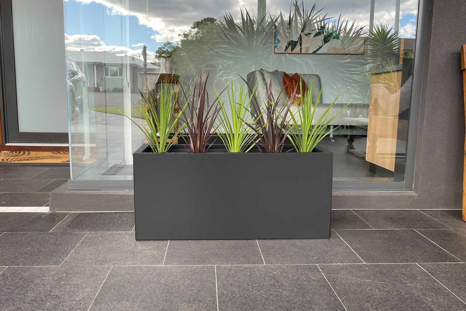 Greenlife Metal Designer Planter Box with Base 900 x 340 x 400mm Charcoal